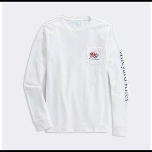 VINEYARD VINES | Baseball Player Whale Long-Sleeve Pocket Tee